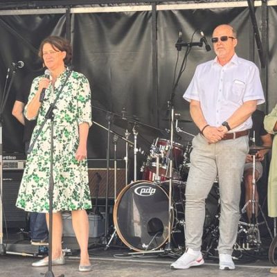 Landrätin und Bürgermeister